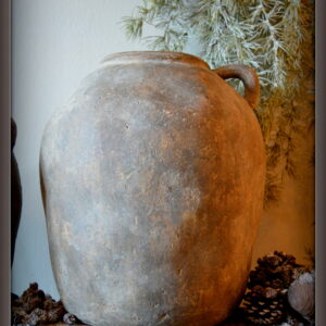 Handgebakken pot large met oor